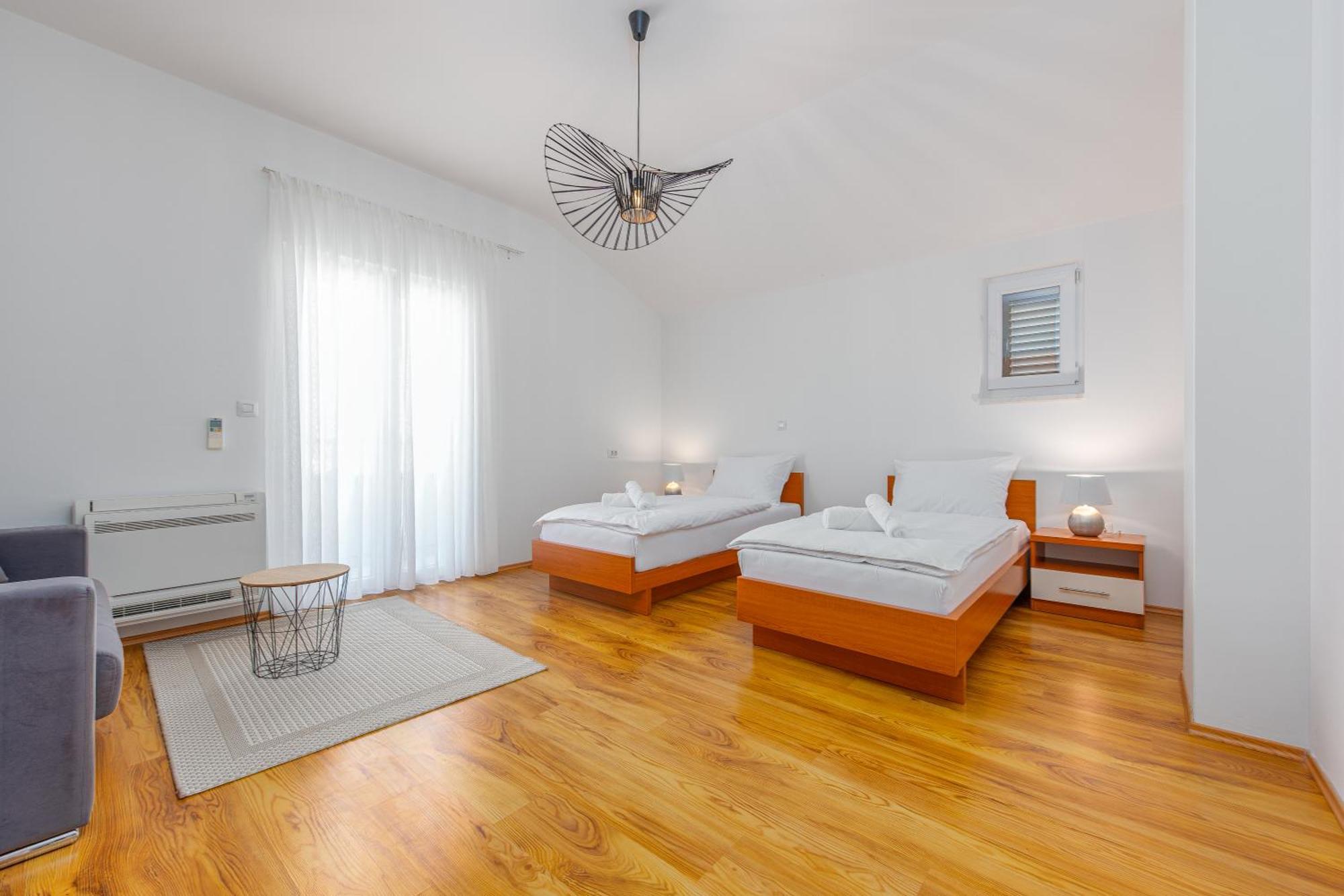 Apartments L&D Biograd Na Moru Eksteriør bilde