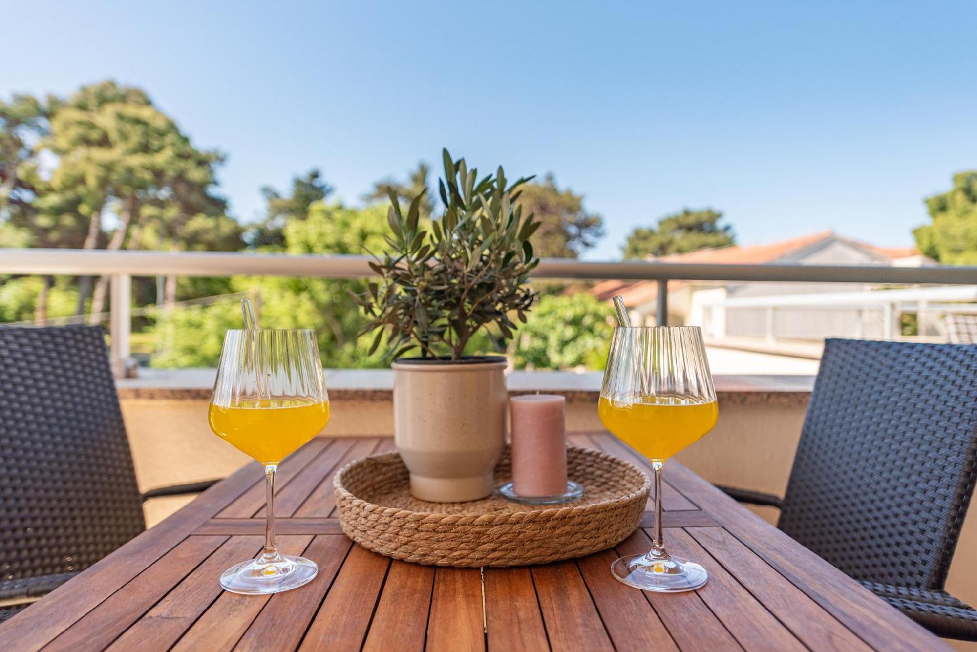 Apartments L&D Biograd Na Moru Eksteriør bilde