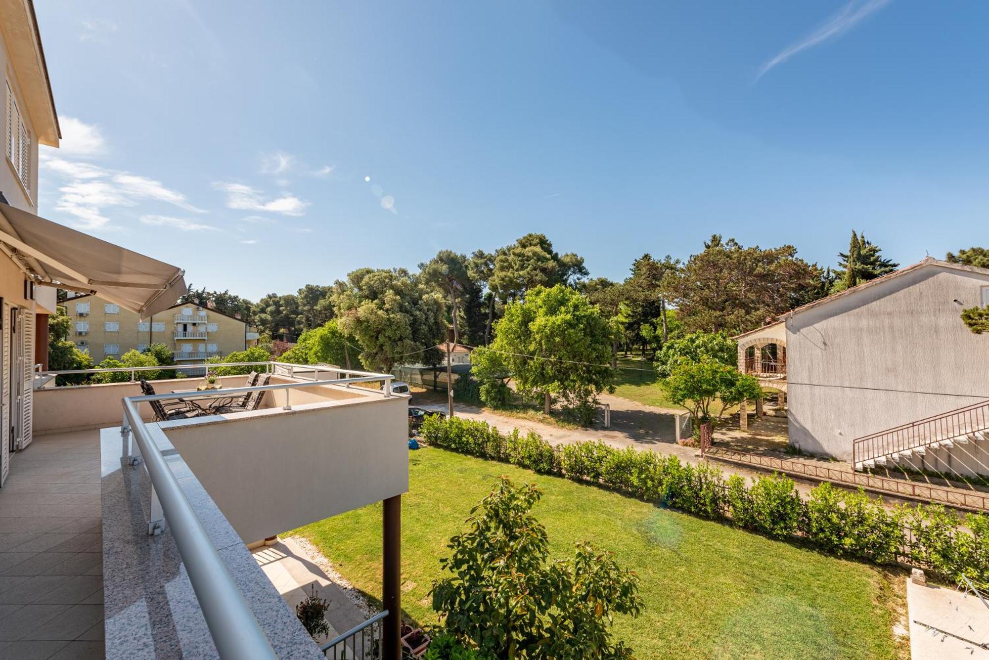 Apartments L&D Biograd Na Moru Eksteriør bilde