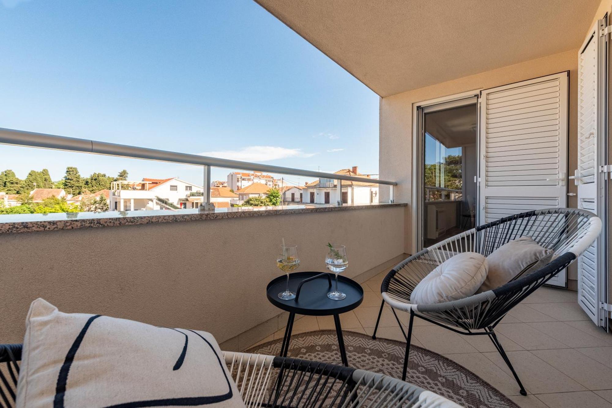 Apartments L&D Biograd Na Moru Eksteriør bilde